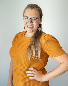 Soul Trainerin Anika lächelt in die Kamera